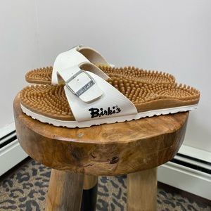 Birkenstocks Birkies womens white orthopedic accupanctur massage sandals size 39